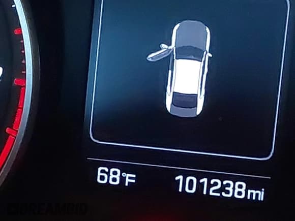 ✅ 2018 Hyundai Elantra Value Edition • VIN: 5NPD84LF0JH215514 • Lot: 43400585. Listed on IAAI with 101,238 mi. Free auction sales archive from the USA and detailed vehicle history report at DreamBid. Image 15.