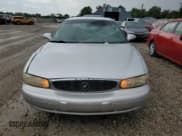 ✅ 2001 Buick Century Custom • VIN: 2G4WS52JX11111776 • Лот: 81007725. Опубликован ранее на Copart с пробегом Не указан. Бесплатный доступ к архиву аукционных продаж из США и подробный отчёт об истории автомобиля на DreamBid. Изображение 5.