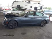 ✅ 2017 BMW 3 Series 330e • VIN: WBA8E1C37HA029823 • Lot: 42439883. Wystawiony na IAAI z przebiegiem 56 900 mil. Bezpłatny archiwum sprzedaży aukcyjnych z USA i szczegółowy raport historii pojazdu na DreamBid. Zdjęcie 14.