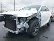 ✅ 2023 Lexus RX 350 • VIN: 2T2BAMCA0PC034324 • Lot: 41759608. Wystawiony na IAAI z przebiegiem 8 001 mil. Bezpłatny archiwum sprzedaży aukcyjnych z USA i szczegółowy raport historii pojazdu na DreamBid. Zdjęcie 6.