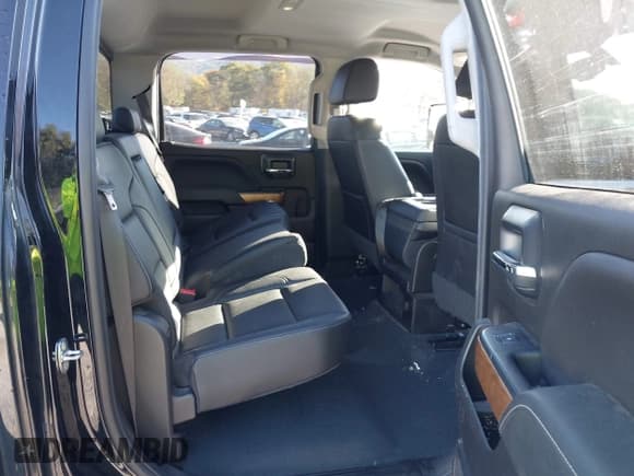 ✅ 2019 Chevrolet Silverado 2500HD LTZ • VIN: 1GC1KTEY2KF227172 • Лот: 43509869. Опубликован ранее на IAAI с пробегом 147 463 миль. Бесплатный доступ к архиву аукционных продаж из США и подробный отчёт об истории автомобиля на DreamBid. Изображение 8.