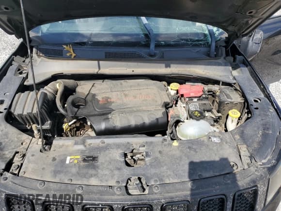 ✅ 2019 Jeep Compass Altitude • VIN: 3C4NJCBB9KT612996 • Lot: 82093255. Wystawiony na Copart z przebiegiem 199 374 mil. Bezpłatny archiwum sprzedaży aukcyjnych z USA i szczegółowy raport historii pojazdu na DreamBid. Zdjęcie 12.