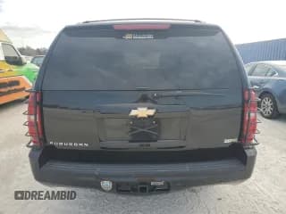 ✅ 2009 Chevrolet Suburban 1LT • VIN: 1GNFK26349R215270 • Lot: 76566284. Wystawiony na Copart z przebiegiem Nie podano. Bezpłatny archiwum sprzedaży aukcyjnych z USA i szczegółowy raport historii pojazdu na DreamBid. Zdjęcie 6.