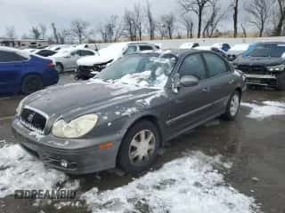 2002 Hyundai Sonata с VIN KMHWF25S52A703469, выставлен на аукционе Copart как лот 82907824 с пробегом 80 960 миль миль и Чистый • Clean title. История ставок и продаж доступна на DreamBid. Изображение 1.