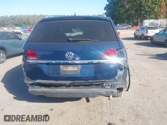 ✅ 2018 Volkswagen Atlas S • VIN: 1V2AP2CAXJC597057 • Лот: 43530951. Опубликован ранее на IAAI с пробегом 161 676 миль. Бесплатный доступ к архиву аукционных продаж из США и подробный отчёт об истории автомобиля на DreamBid. Изображение 17.