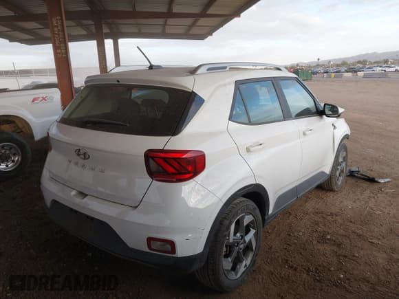 ✅ 2023 Hyundai Venue SEL • VIN: KMHRC8A38PU215372 • Lot: 41515500. Listed on IAAI with 65,685 mi. Free auction sales archive from the USA and detailed vehicle history report at DreamBid. Image 4.