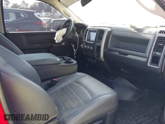 ✅ 2019 Ram 1500 Express • VIN: 3C6JR6AT3KG500844 • Lot: 41834021. Listed on IAAI with 37,462 mi. Free auction sales archive from the USA and detailed vehicle history report at DreamBid. Image 5.