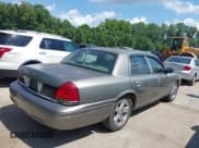 ✅ 2001 Ford Crown Victoria • VIN: 2FAFP72W31X188604 • Лот: 42661790. Опубликован ранее на IAAI с пробегом 149 450 миль. Бесплатный доступ к архиву аукционных продаж из США и подробный отчёт об истории автомобиля на DreamBid. Изображение 4.