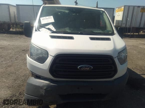 ✅ 2016 Ford Transit Cargo • VIN: 1FTYE1YMXGKA16724 • Lot: 40341511. Wystawiony na IAAI z przebiegiem 188 118 mil. Bezpłatny archiwum sprzedaży aukcyjnych z USA i szczegółowy raport historii pojazdu na DreamBid. Zdjęcie 6.