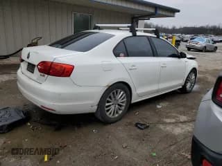 ✅ 2011 Volkswagen Jetta SEL • VIN: 3VWGZ7AJ5BM350063 • Lot: 93333345. Listed on Copart with 273,382 mi. Free auction sales archive from the USA and detailed vehicle history report at DreamBid. Image 3.