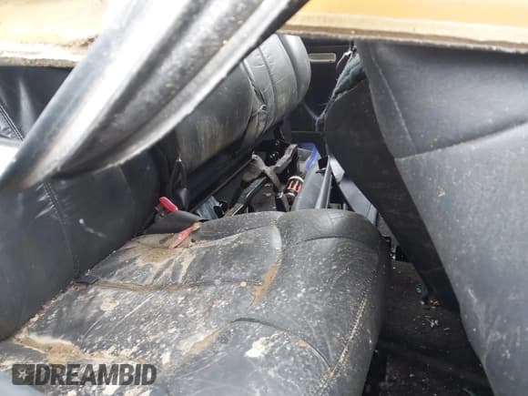 ✅ 2002 Chevrolet Silverado 2500HD LS • VIN: 1GCHK23G02F127574 • Лот: 42378781. Опубликован ранее на IAAI с пробегом Не указан. Бесплатный доступ к архиву аукционных продаж из США и подробный отчёт об истории автомобиля на DreamBid. Изображение 8.