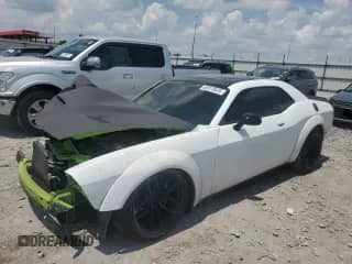 2019 Dodge Challenger R/T Scat Pack с VIN 2C3CDZFJ7KH625701, выставлен на аукционе Copart как лот 62373625 с пробегом 68 576 миль миль и Списание • Salvage title. История ставок и продаж доступна на DreamBid. Изображение 1.