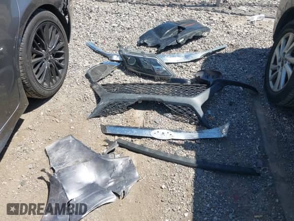 2019 Toyota Camry LE with VIN 4T1B11HK6KU729824, listed as a IAAI auction lot 43107969 with 157,176 mi miles and . Bid and sale history available at DreamBid. Image 12.