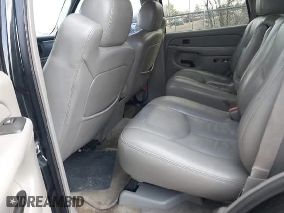 ✅ 2006 Chevrolet Tahoe LS • VIN: 1GNEC13Z86R138779 • Лот: 41282372. Опубликован ранее на IAAI с пробегом Не указан. Бесплатный доступ к архиву аукционных продаж из США и подробный отчёт об истории автомобиля на DreamBid. Изображение 8.