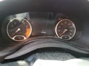 ✅ 2016 Jeep Renegade Limited • VIN: ZACCJADT6GPC85053 • Lot: 85124825. Wystawiony na Copart z przebiegiem 74 796 mil. Bezpłatny archiwum sprzedaży aukcyjnych z USA i szczegółowy raport historii pojazdu na DreamBid. Zdjęcie 9.