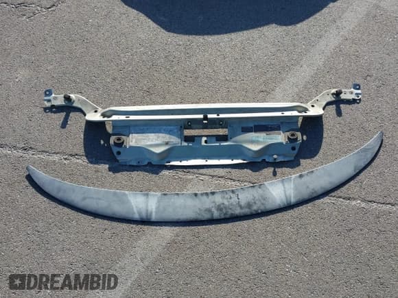 ✅ 2000 Chrysler Concorde LXi • VIN: 2C3HD36J0YH270933 • Lot: 43615644. Wystawiony na IAAI z przebiegiem 251 927 mil. Bezpłatny archiwum sprzedaży aukcyjnych z USA i szczegółowy raport historii pojazdu na DreamBid. Zdjęcie 12.