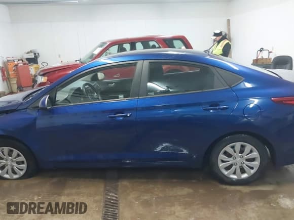 ✅ 2019 Hyundai Accent SE • VIN: 3KPC24A38KE053143 • Лот: 41602214. Опубликован ранее на IAAI с пробегом 85 979 миль. Бесплатный доступ к архиву аукционных продаж из США и подробный отчёт об истории автомобиля на DreamBid. Изображение 15.