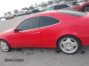 ✅ 2001 Mercedes-Benz CLK 320/430 • VIN: WDBLJ65G31F180395 • Лот: 41603431. Опубликован ранее на IAAI с пробегом 203 805 миль. Бесплатный доступ к архиву аукционных продаж из США и подробный отчёт об истории автомобиля на DreamBid. Изображение 14.