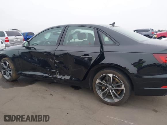 ✅ 2019 Audi A4 Premium • VIN: WAUGMAF45KN021738 • Лот: 41583455. Опубликован ранее на IAAI с пробегом 53 337 миль. Бесплатный доступ к архиву аукционных продаж из США и подробный отчёт об истории автомобиля на DreamBid. Изображение 6.