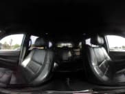 ✅ 2018 Jeep Grand Cherokee Limited • VIN: 1C4RJFBG5JC139977 • Lot: 43325810. Wystawiony na IAAI z przebiegiem 124 176 mil. Bezpłatny archiwum sprzedaży aukcyjnych z USA i szczegółowy raport historii pojazdu na DreamBid. Zdjęcie 19.