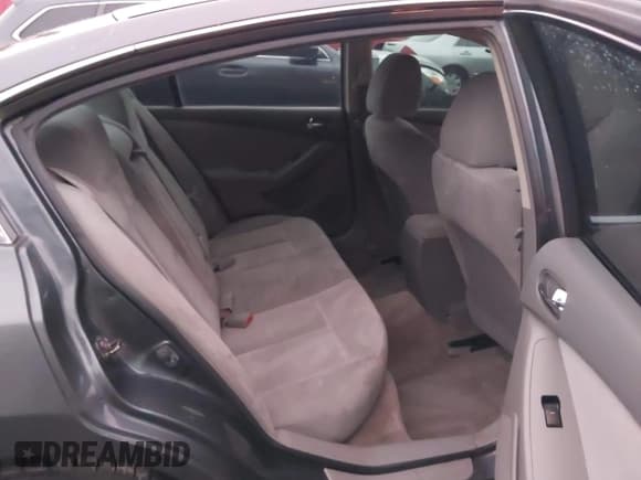 ✅ 2009 Nissan Altima SL • VIN: 1N4AL21E99C123914 • Лот: 43763390. Опубликован ранее на IAAI с пробегом 229 326 миль. Бесплатный доступ к архиву аукционных продаж из США и подробный отчёт об истории автомобиля на DreamBid. Изображение 19.