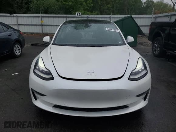 ✅ 2020 Tesla Model 3 Long Range • VIN: 5YJ3E1EB0LF620903 • Lot: 54807185. Wystawiony na Copart z przebiegiem 106 900 mil. Bezpłatny archiwum sprzedaży aukcyjnych z USA i szczegółowy raport historii pojazdu na DreamBid. Zdjęcie 5.