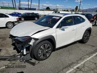 ✅ 2019 Lexus UX 200 • VIN: JTHY3JBH5K2018406 • Лот: 65586672. Опубликован ранее на Copart с пробегом 28 804 миль. Бесплатный доступ к архиву аукционных продаж из США и подробный отчёт об истории автомобиля на DreamBid. Изображение 2.