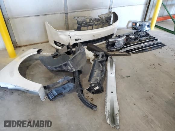 ✅ 2015 Ford Flex SEL • VIN: 2FMGK5C85FBA20285 • Lot: 86171185. Wystawiony na Copart z przebiegiem 164 831 mil. Bezpłatny archiwum sprzedaży aukcyjnych z USA i szczegółowy raport historii pojazdu na DreamBid. Zdjęcie 13.