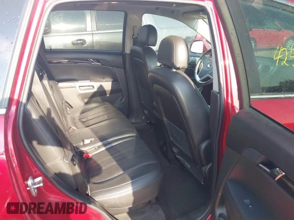 ✅ 2014 Chevrolet Captiva Sport LT • VIN: 3GNAL3EK6ES589828 • Lot: 42586211. Wystawiony na IAAI z przebiegiem 111 848 mil. Bezpłatny archiwum sprzedaży aukcyjnych z USA i szczegółowy raport historii pojazdu na DreamBid. Zdjęcie 8.