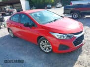 ✅ 2019 Chevrolet Cruze LS • VIN: 1G1BC5SM0K7107548 • Lot: 43170884. Listed on IAAI with 96,864 mi. Free auction sales archive from the USA and detailed vehicle history report at DreamBid. Image 1.