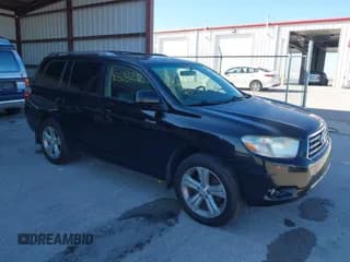 ✅ 2008 Toyota Highlander Sport • VIN: JTEES43A382077663 • Lot: 43535232. Listed on IAAI with 216,372 mi. Free auction sales archive from the USA and detailed vehicle history report at DreamBid. Image 1.