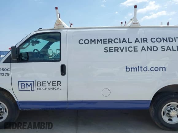 ✅ 2021 Chevrolet Express Cargo • VIN: 1GCWGAFP2M1251909 • Lot: 42191287. Listed on IAAI with 62,725 mi. Free auction sales archive from the USA and detailed vehicle history report at DreamBid. Image 14.