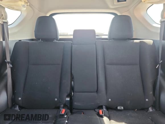 ✅ 2016 Toyota RAV4 LE • VIN: JTMZFREV5GJ077417 • Лот: 80140625. Опубликован ранее на Copart с пробегом 163 489 миль. Бесплатный доступ к архиву аукционных продаж из США и подробный отчёт об истории автомобиля на DreamBid. Изображение 10.