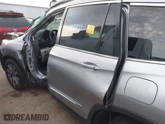 ✅ 2019 Honda Pilot EX-L • VIN: 5FNYF5H50KB025287 • Lot: 42741655. Listed on IAAI with Not provided. Free auction sales archive from the USA and detailed vehicle history report at DreamBid. Image 6.