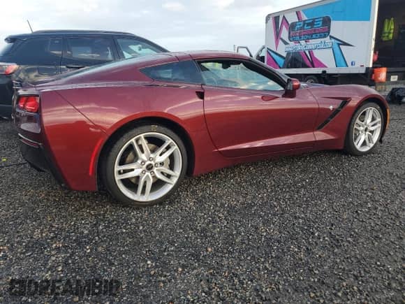 2018 Chevrolet Corvette 2LT с VIN 1G1YD2D79J5105109, выставлен на аукционе Copart как лот 74131274 с пробегом 13 690 миль миль и На запчасти • Non repairable. История ставок и продаж доступна на DreamBid. Изображение 3.