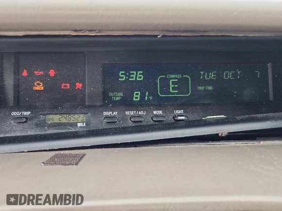 ✅ 2004 Toyota Avalon XL • VIN: 4T1BF28B84U385987 • Lot: 85783265. Listed on Copart with 248,523 mi. Free auction sales archive from the USA and detailed vehicle history report at DreamBid. Image 9.