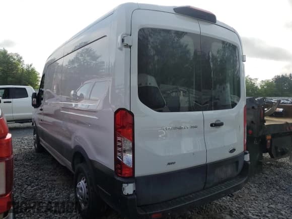✅ 2023 Ford Transit Cargo • VIN: 1FTBR2C87PKB12515 • Lot: 58377515. Wystawiony na Copart z przebiegiem 52 928 mil. Bezpłatny archiwum sprzedaży aukcyjnych z USA i szczegółowy raport historii pojazdu na DreamBid. Zdjęcie 2.