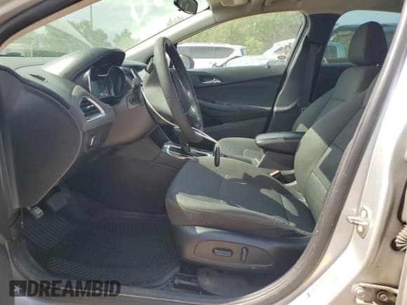 ✅ 2018 Chevrolet Cruze LT • VIN: 1G1BE5SM3J7111151 • Lot: 62748995. Listed on Copart with 110,698 mi. Free auction sales archive from the USA and detailed vehicle history report at DreamBid. Image 7.