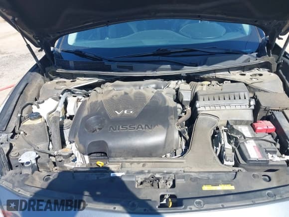 ✅ 2019 Nissan Maxima SL • VIN: 1N4AA6AV4KC377503 • Lot: 41979533. Wystawiony na IAAI z przebiegiem 84 544 mil. Bezpłatny archiwum sprzedaży aukcyjnych z USA i szczegółowy raport historii pojazdu na DreamBid. Zdjęcie 10.