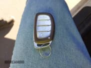 ✅ 2019 Hyundai Ioniq Blue • VIN: KMHC65LC2KU119660 • Lot: 41710680. Wystawiony na IAAI z przebiegiem 123 480 mil. Bezpłatny archiwum sprzedaży aukcyjnych z USA i szczegółowy raport historii pojazdu na DreamBid. Zdjęcie 11.