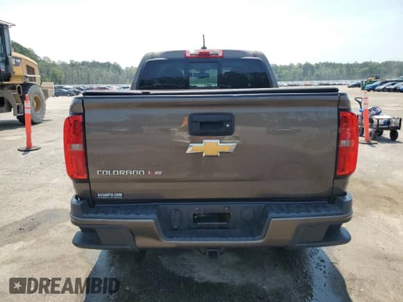 2017 Chevrolet Colorado 4WD Z71 z VIN 1GCGTDENXH1222200, wystawiony jako Copart lot #62007605 z przebiegiem 95 795 mil mil oraz Szkoda całkowita • Salvage title. Historia ofert i sprzedaży dostępna na DreamBid. Obrazek 6.