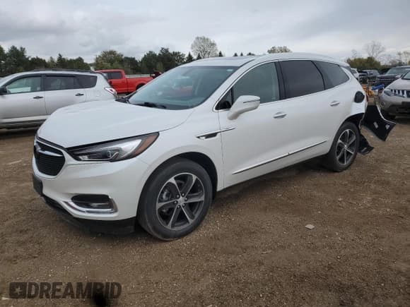✅ 2021 Buick Enclave Essence • VIN: 5GAEVAKW6MJ247278 • Lot: 87297715. Wystawiony na Copart z przebiegiem 49 386 mil. Bezpłatny archiwum sprzedaży aukcyjnych z USA i szczegółowy raport historii pojazdu na DreamBid. Zdjęcie 1.