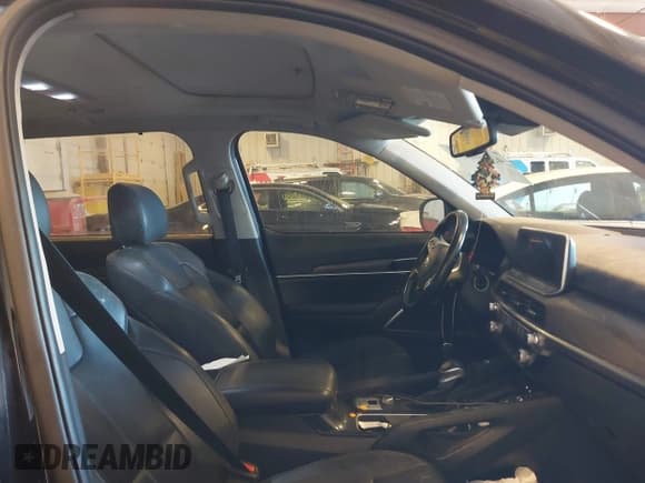 ✅ 2021 Kia Telluride EX • VIN: 5XYP34HC4MG149054 • Lot: 43069860. Wystawiony na IAAI z przebiegiem 209 722 mil. Bezpłatny archiwum sprzedaży aukcyjnych z USA i szczegółowy raport historii pojazdu na DreamBid. Zdjęcie 5.