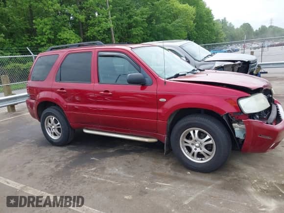 2005 Mercury Mariner Luxury с VIN 4M2YU56185DJ12429, выставлен на аукционе IAAI как лот 42130913 с пробегом 208 496 миль миль и . История ставок и продаж доступна на DreamBid. Изображение 13.