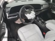 ✅ 2024 Cadillac XT4 AWD Sport • VIN: 1GYFZFR45RF195266 • Lot: 47065955. Wystawiony na Copart z przebiegiem 4 986 mil. Bezpłatny archiwum sprzedaży aukcyjnych z USA i szczegółowy raport historii pojazdu na DreamBid. Zdjęcie 8.