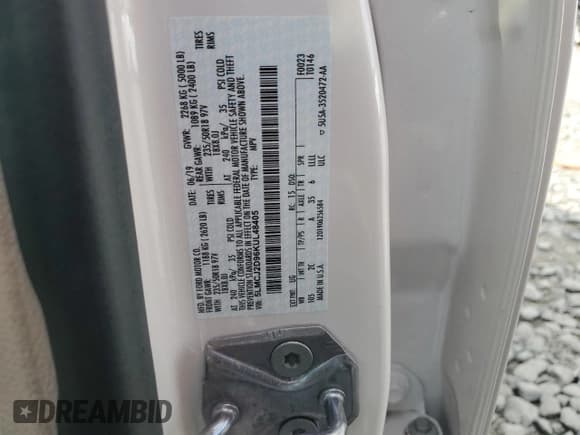 ✅ 2019 Lincoln MKC Select • VIN: 5LMCJ2D96KUL48405 • Лот: 80188695. Опубликован ранее на Copart с пробегом 48 347 миль. Бесплатный доступ к архиву аукционных продаж из США и подробный отчёт об истории автомобиля на DreamBid. Изображение 12.