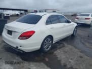 ✅ 2017 Mercedes-Benz C 300 • VIN: 55SWF4JB3HU189495 • Lot: 42668876. Wystawiony na IAAI z przebiegiem 45 724 mil. Bezpłatny archiwum sprzedaży aukcyjnych z USA i szczegółowy raport historii pojazdu na DreamBid. Zdjęcie 4.