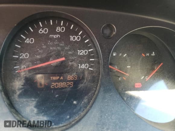 ✅ 2002 Acura MDX • VIN: 2HNYD18252H524966 • Лот: 49620575. Опубликован ранее на Copart с пробегом 208 829 миль. Бесплатный доступ к архиву аукционных продаж из США и подробный отчёт об истории автомобиля на DreamBid. Изображение 9.