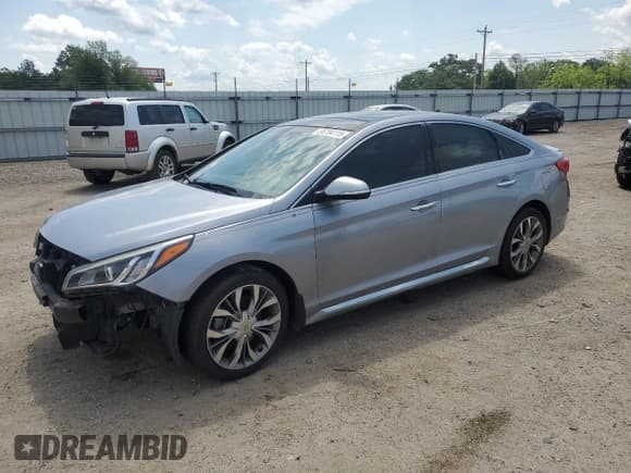 ✅ 2015 Hyundai Sonata Sport • VIN: 5NPE34AB8FH137591 • Lot: 55794115. Wystawiony na Copart z przebiegiem 107 843 mil. Bezpłatny archiwum sprzedaży aukcyjnych z USA i szczegółowy raport historii pojazdu na DreamBid. Zdjęcie 1.