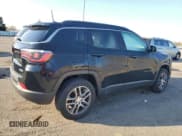 ✅ 2020 Jeep Compass Latitude • VIN: 3C4NJDBBXLT168020 • Lot: 90887665. Wystawiony na Copart z przebiegiem 60 964 mil. Bezpłatny archiwum sprzedaży aukcyjnych z USA i szczegółowy raport historii pojazdu na DreamBid. Zdjęcie 3.